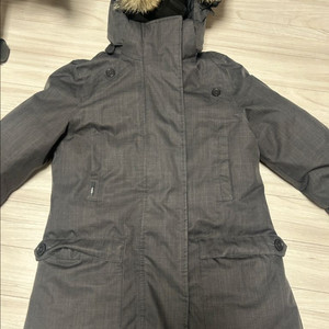 노비스 캐나디언 여성 패딩 팔아요