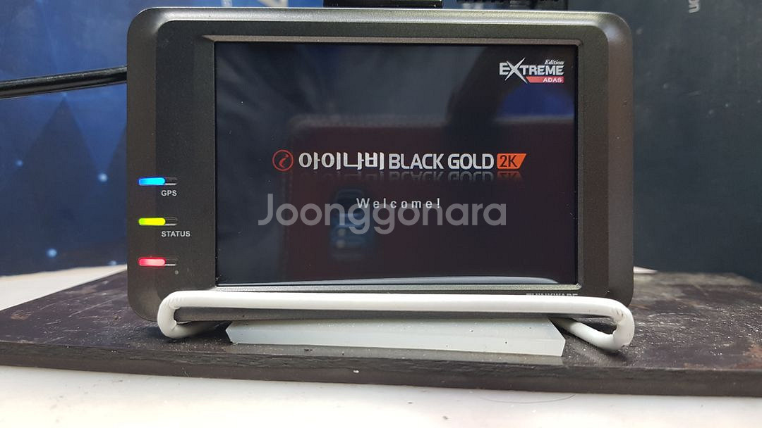 정비된 아이나비 블랙골드2k 앞쪽 본체만.--0