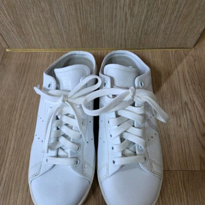 아디다스스탠뮬235