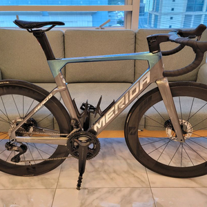 메리다 리액토9000 로드 자전거 반차