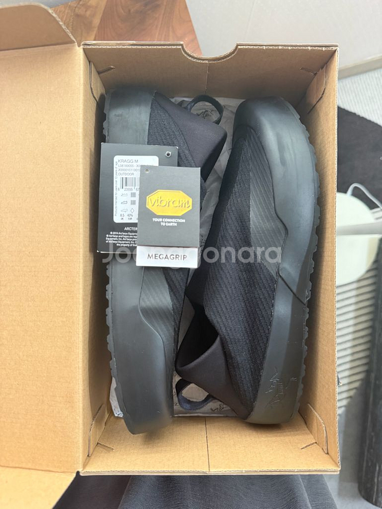 아크테릭스 크래그 kragg 블랙 270 팝니다.--0