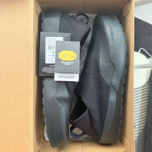 아크테릭스 크래그 kragg 블랙 270 팝니다.