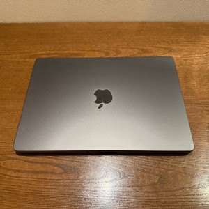 맥북 프로 m3 14인치 36gb/512gb 팝니다.