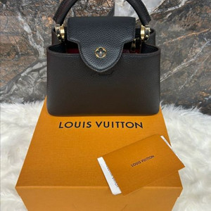 루이비통 카퓌신 BB 블랙