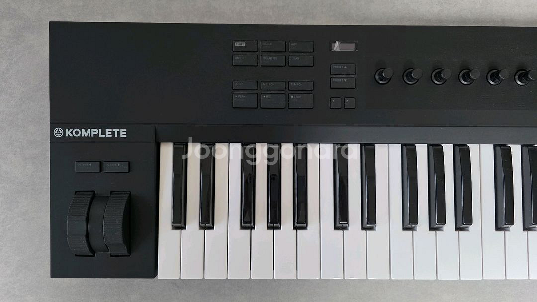 NI komplete Kontrol A49 마스터키보드--2