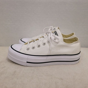 컨버스 척테일러 올스타 리프트 흰색 240mm