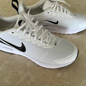 나이키 런닝화 운동화 새제품 275 정품 풀셋