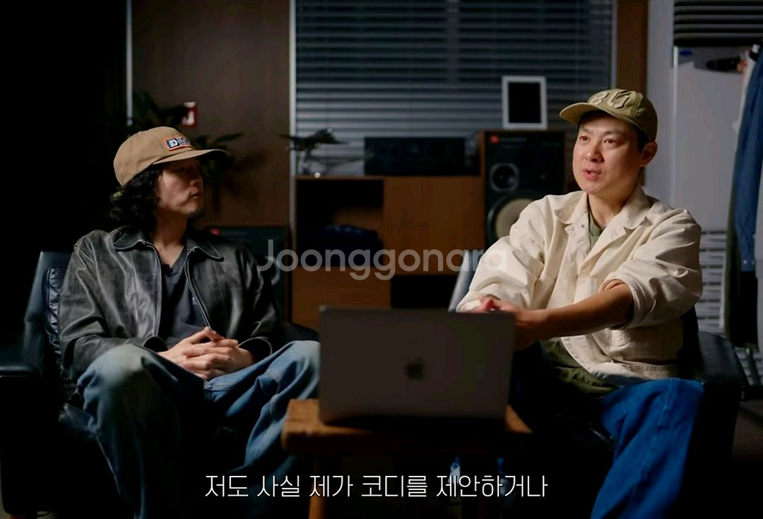 XL)올리브드랩서비스 올드라이더자켓 블랙디스트레스램스킨--7