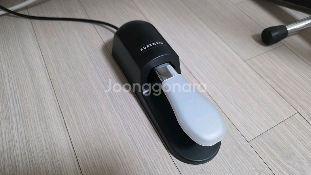 커즈와일 KP3 서스테인 페달--0