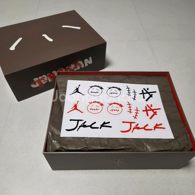 조던 x 트래비스 스캇 점프맨 잭 TR 브라이트 캑터스--1