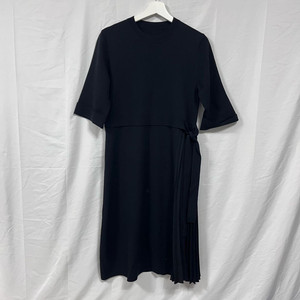 빈폴레이디스 플리츠 믹스 니트 원피스