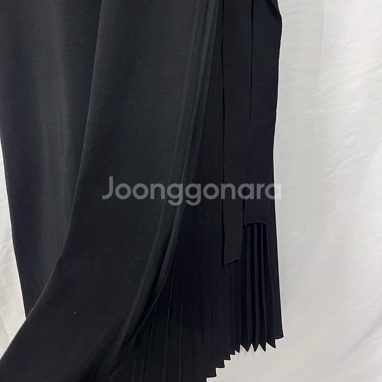 빈폴레이디스 플리츠 믹스 니트 원피스--4