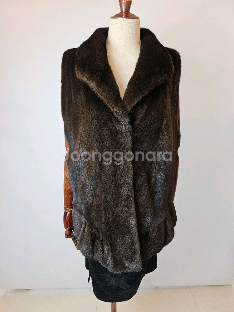 득템찬스 블랙 풀스킨 세미롱밍크베스트--2