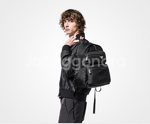 정품) 프라다 백팩 (남녀공용)--0