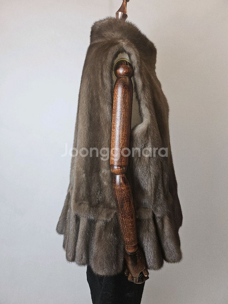 득템찬스 최고급 실버블루 풀스킨 밍크베스트--6