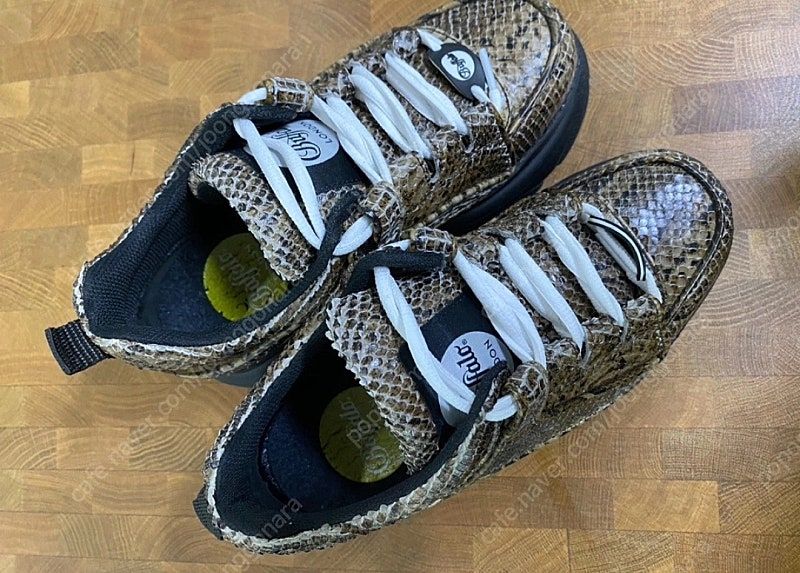 준야 와타나베 꼼데가르송 X 버팔로 콜라보 이미지