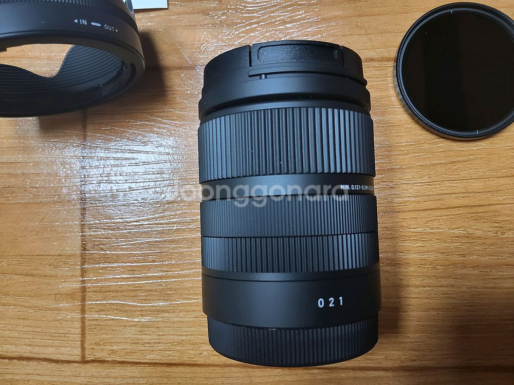소니 시그마 65mm f2 dg dn (bw후드 2개)--2