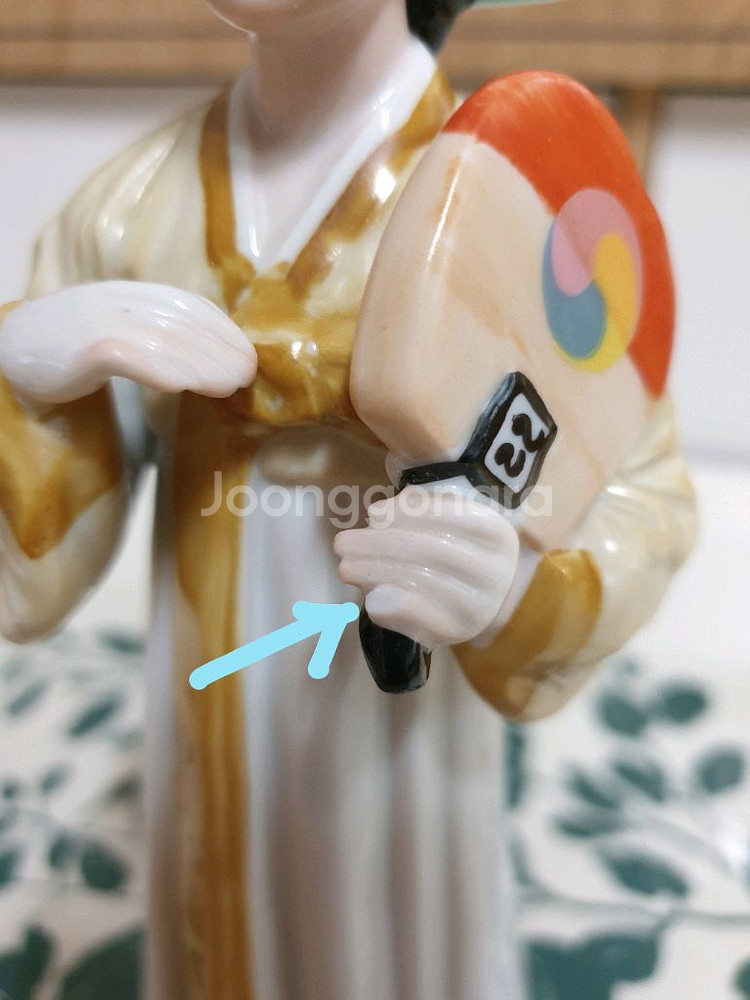요업개발. 아리랑 부채 피겨린.도자기인형--3