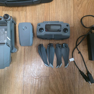 DJI 매빅2줌 드론 판매합니다!