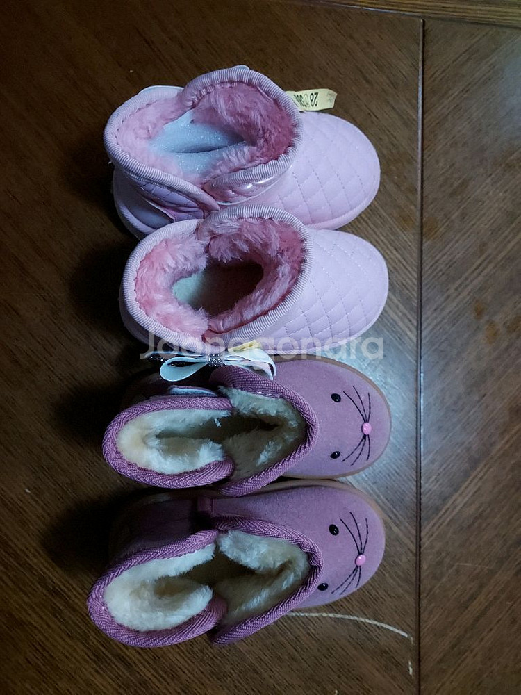 여아 150싸이즈 부츠2켤레전부(덤 운동화) 18000--0