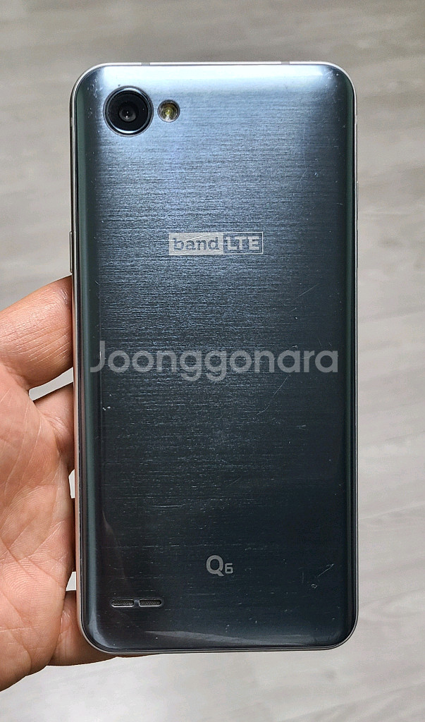 LG Q6(X600) 블루 32GB 싸게 팝니다.--1