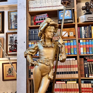 중세시대 프랑스 대형 앤틱조형물 가로등 한쌍 이미지