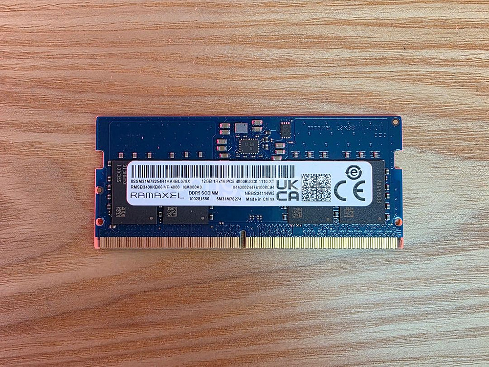 노트북 메모리 DDR5 12GB 택포 판매합니다--0