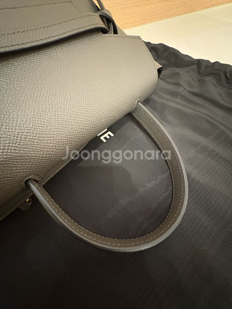 셀린느 벨트백 그레이 나노--5