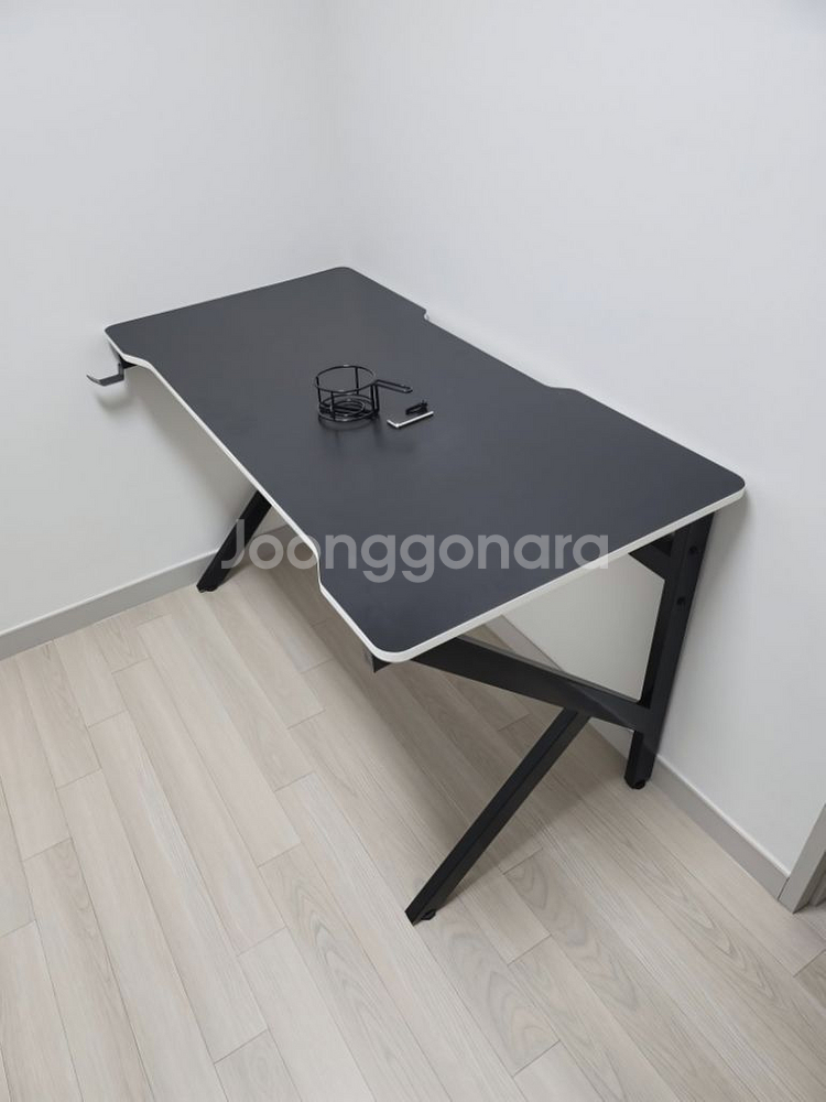 [사은품+무료배송]게이밍 책상 학생 철제 컴퓨터 테이블--0