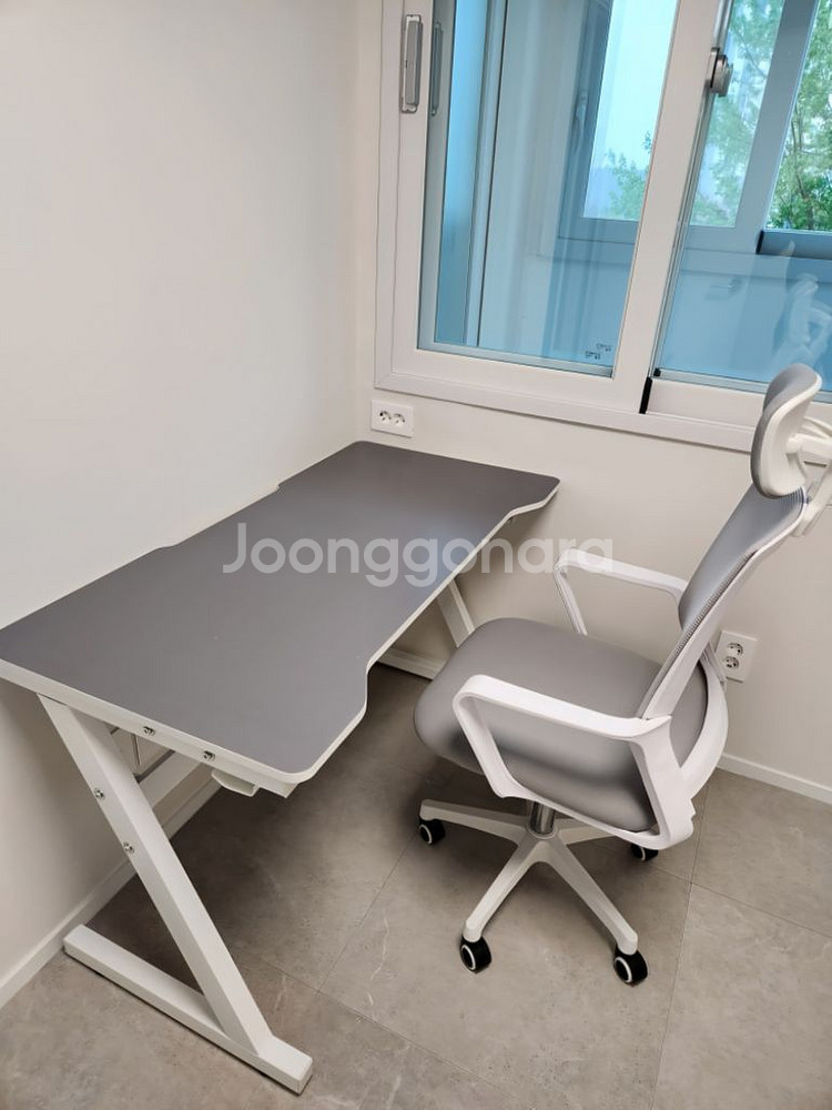 [사은품+무료배송]게이밍 책상 학생 철제 컴퓨터 테이블--2