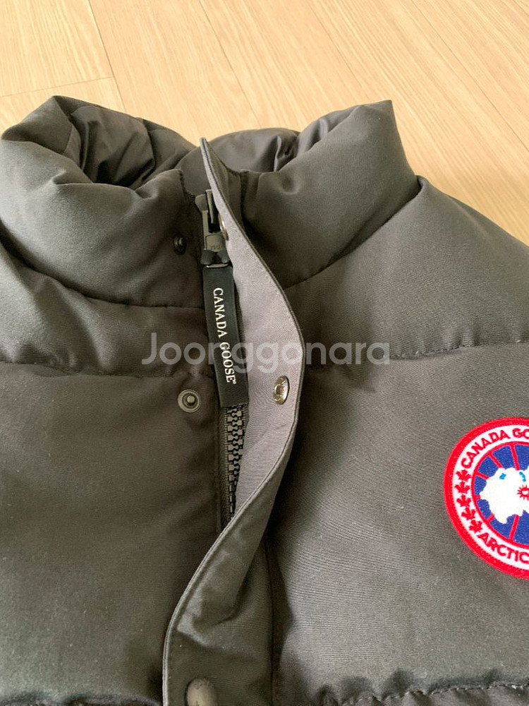 캐나다구스 패딩조끼 m사이즈--3