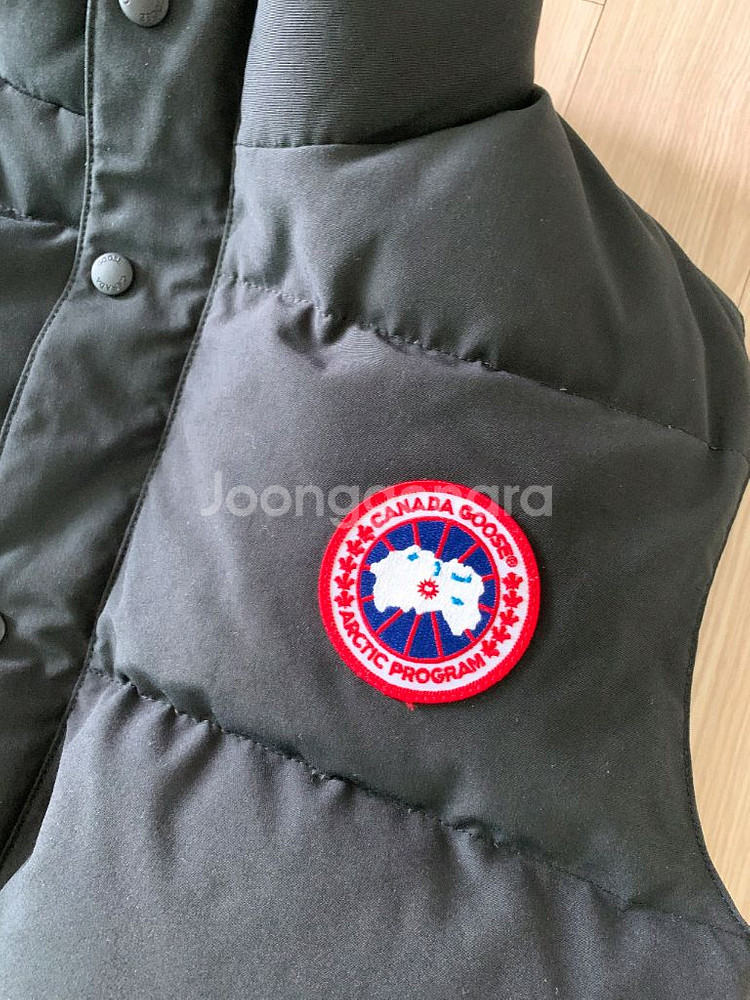 캐나다구스 패딩조끼 m사이즈--5