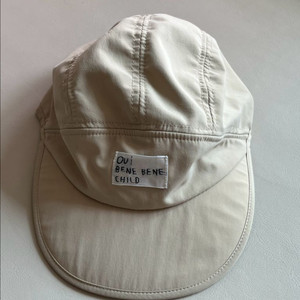 베네베네 캡 모자 판매합니다.