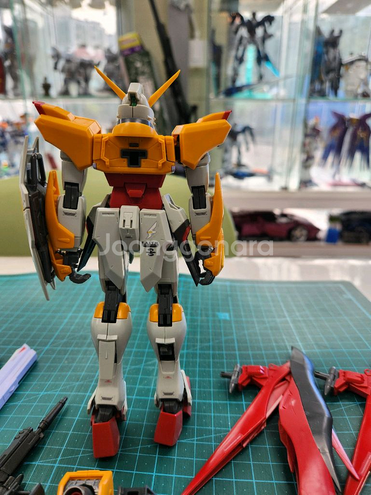 MG 데스티니 하이네기 건담 중국한정--2