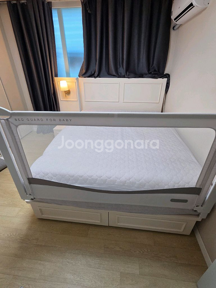 웨인스코팅 호텔식 원목 침대 프레임 K--3
