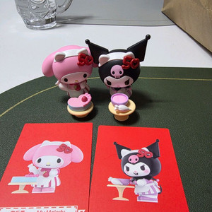 팝마트 산리오 헬로키티 50주년 피규어 2종 일괄