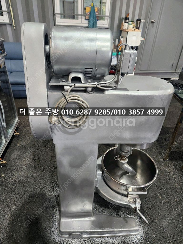 14인치 버티컬믹서기 제빵용반죽기--3