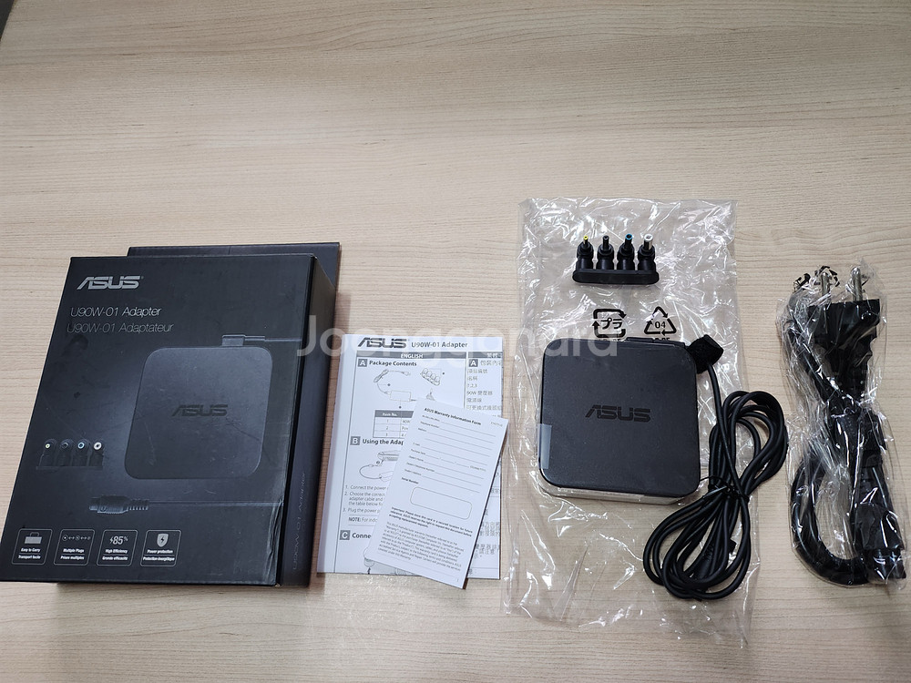 ASUS 노트북 아답터 90W 새상품--2