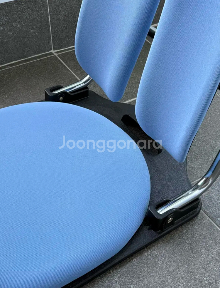 앉은뱅이 의자--1