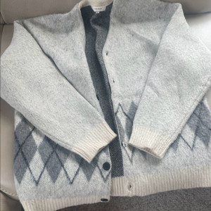 토니웩 모헤어 가디건 2 사이즈 팝니당 (라지)