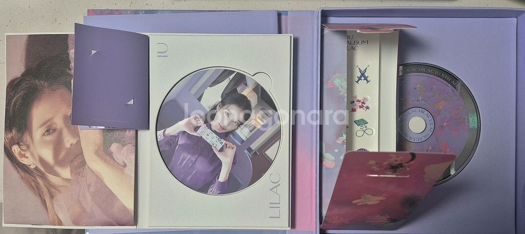 아이유 라일락 개봉앨범--4