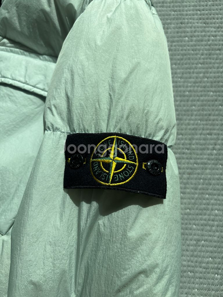 스톤아일랜드 패딩 M--1