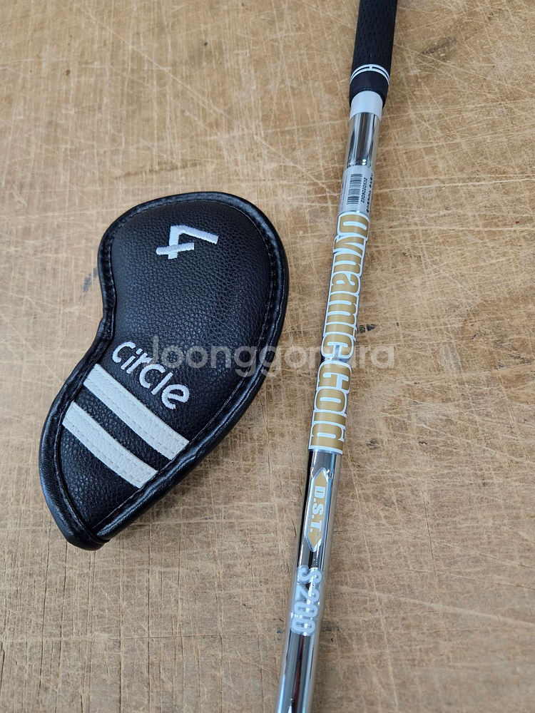 스릭슨 다이나믹 골드 S200 4번 아이언--4