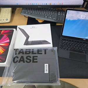 M1 아이패드프로 11인치 128gb + 정품매직키보드