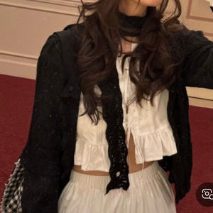 fletta 플레따 모헤어 스카프 가디건 블랙