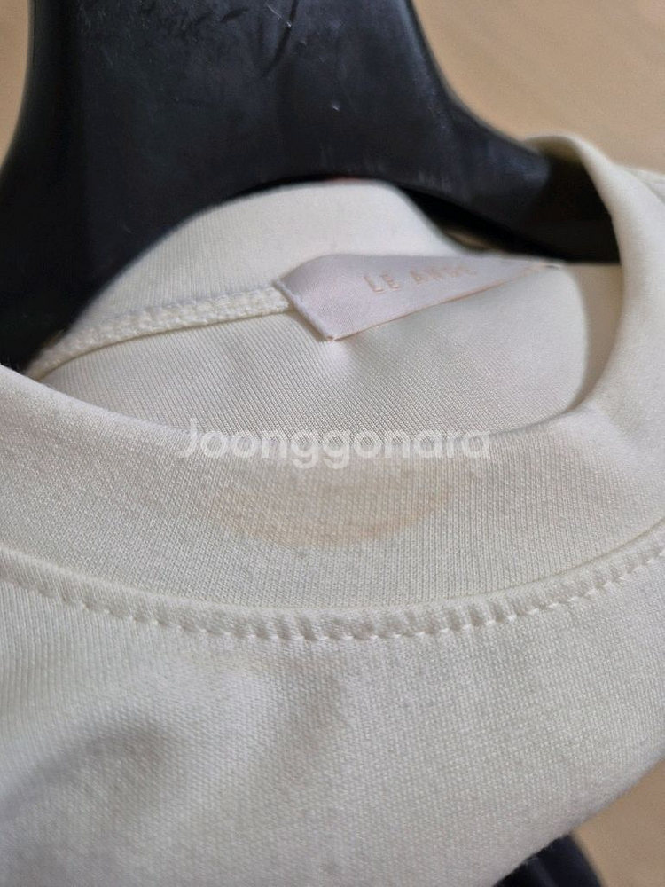 리앙쥬 듀엠티셔츠, 트임쫀득팬츠--4