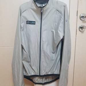 아소스 -Assos Mercedes AMG 윈드자켓 L