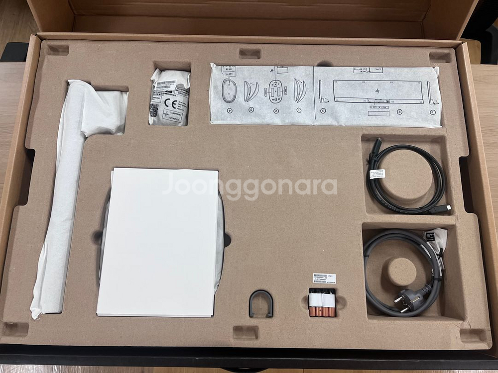 HP 옴니스튜디오X 32인치 RTX4050 박스개봉--1