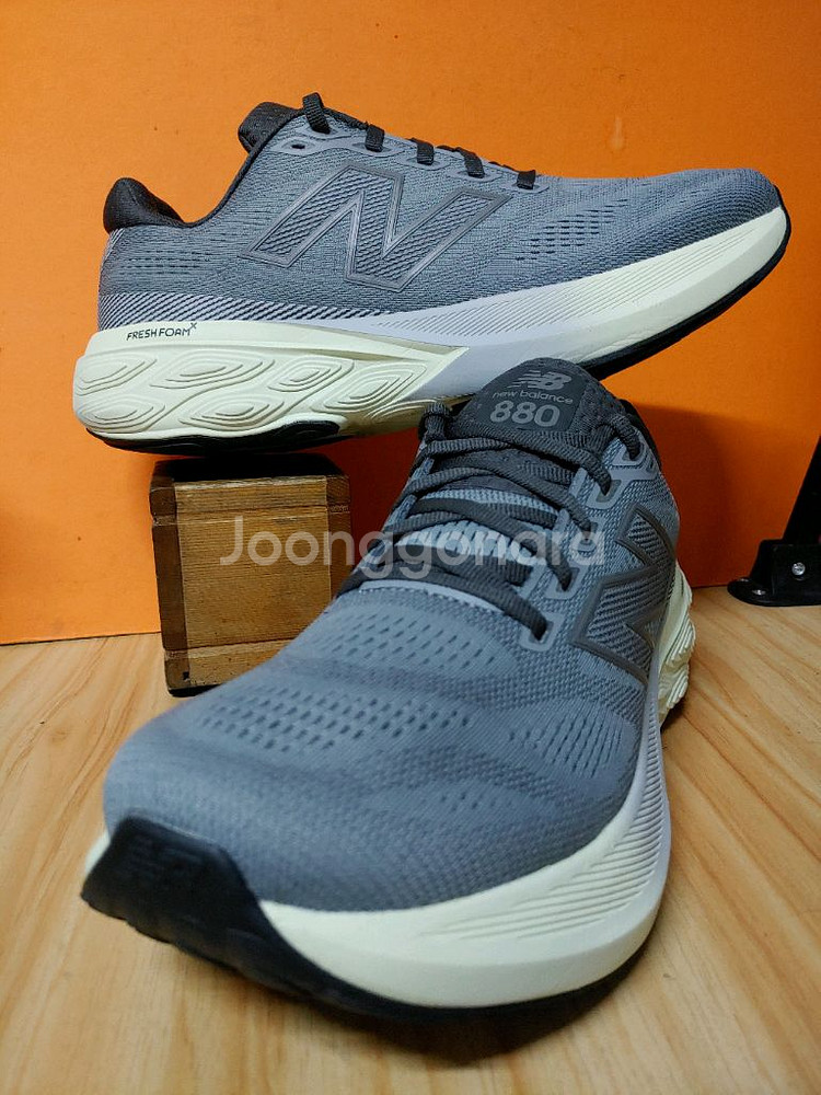 뉴발란스 프레쉬폼X880 V15(표기275추천270)--3