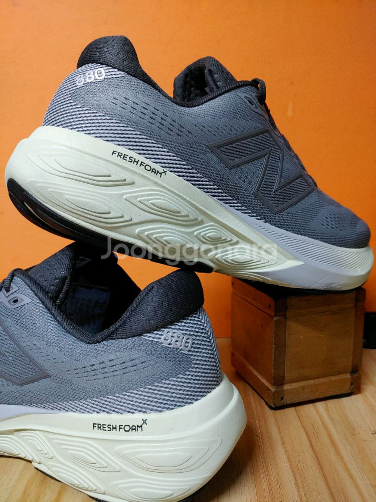 뉴발란스 프레쉬폼X880 V15(표기275추천270)--4